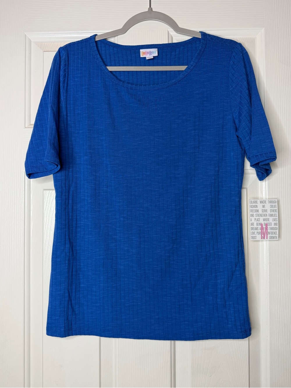 LuLaRoe Medium Gigi Royal Blue Short Sleeve Top